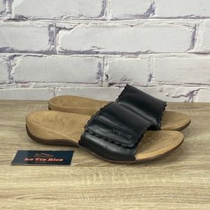 Vionic Florence Black Leather Slide Sandals